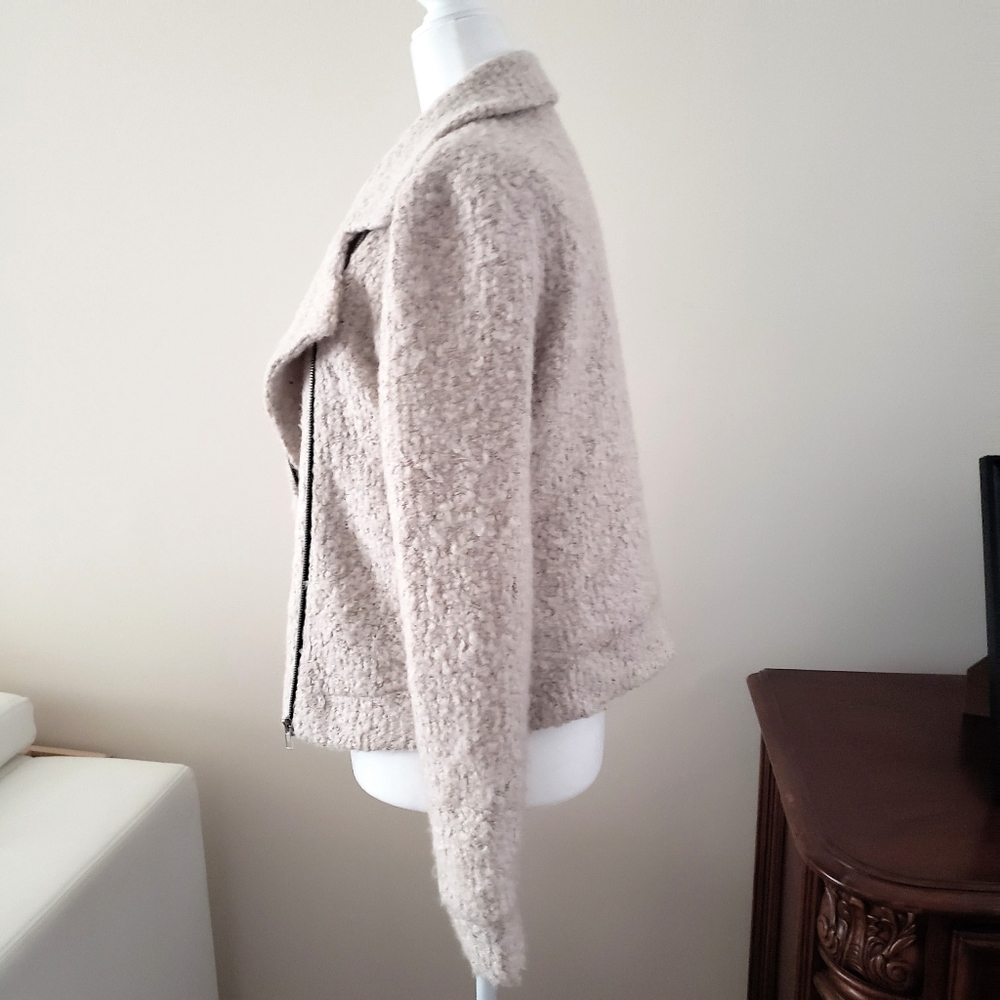 ➡️ SOLD Super cute F21 Moto Jacket - Picture 3 of 6